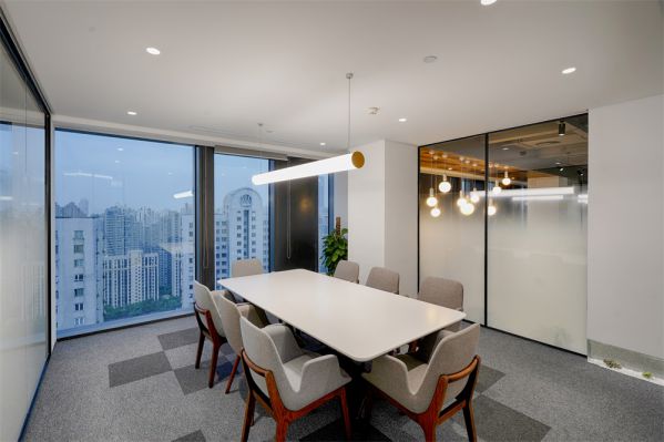 微型企業(yè)采取的辦公室設(shè)計(jì)的極簡風(fēng)格模式